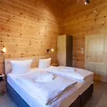Blockhouse 8 Mit Sauna, Terrasse Und Grill *