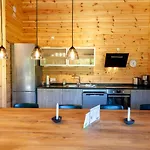 Nyaraló Blockhouse 8 Mit Sauna, Terrasse Und Grill