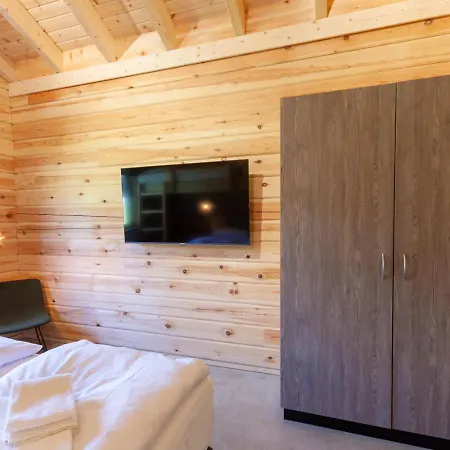 Blockhouse 8 Mit Sauna, Terrasse Und Grill *