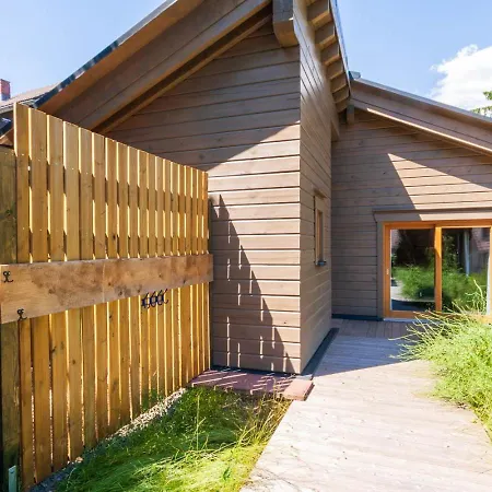 Blockhouse 8 Mit Sauna, Terrasse Und Grill Nyaraló *