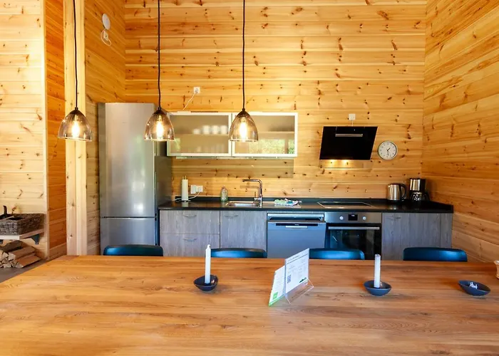 Tatil Evi Blockhouse 8 Mit Sauna, Terrasse Und Grill